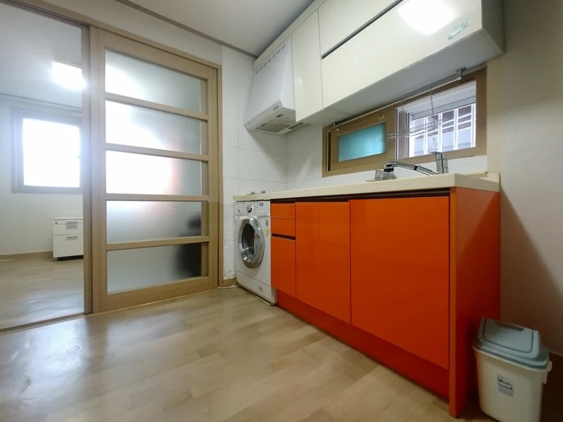 Studio near Ewha Womans Univ. Station
